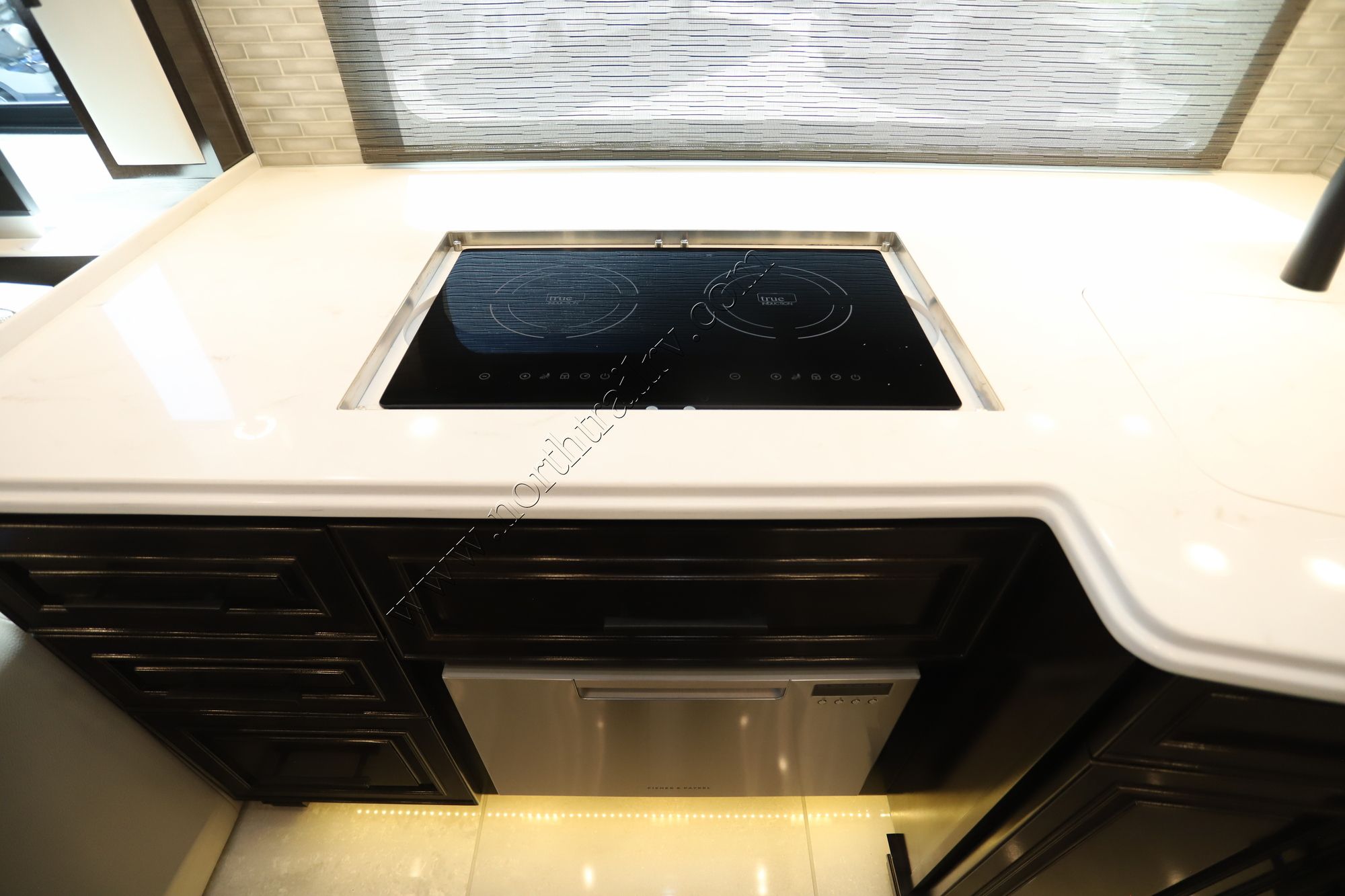 Used 2025 Newmar London Aire 4551 Class A  For Sale