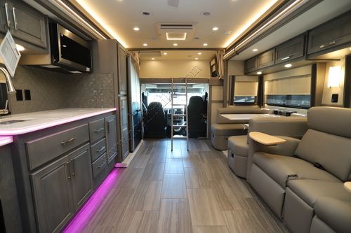 2026 Renegade Rv Classic 43CMD