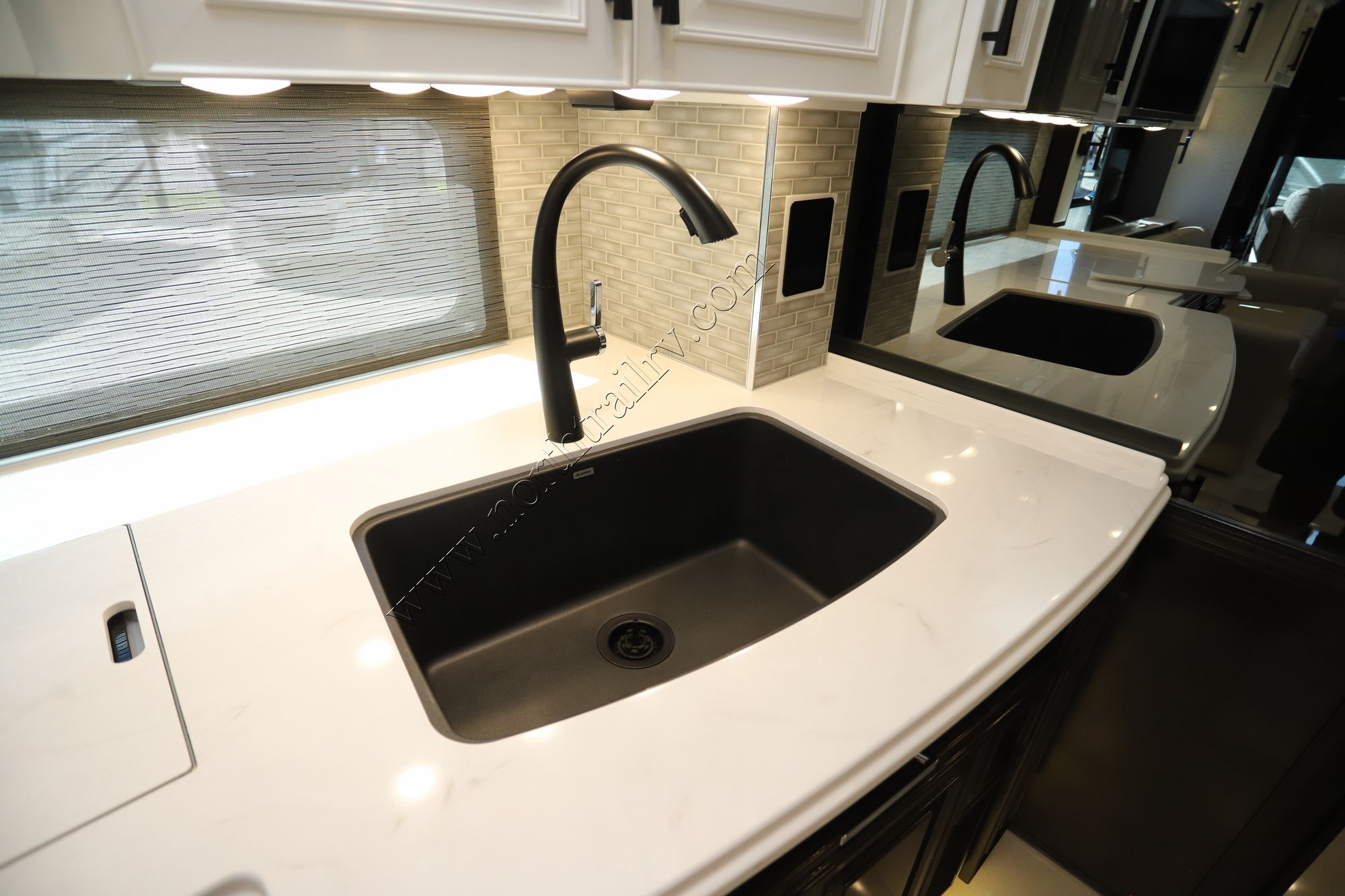 Used 2025 Newmar London Aire 4551 Class A  For Sale