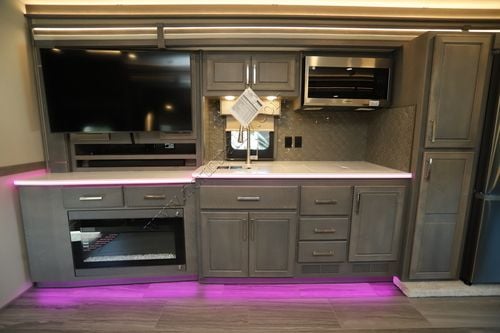 2026 Renegade Rv Classic 43CMD