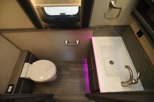 2026 Renegade Rv Classic 43CMD