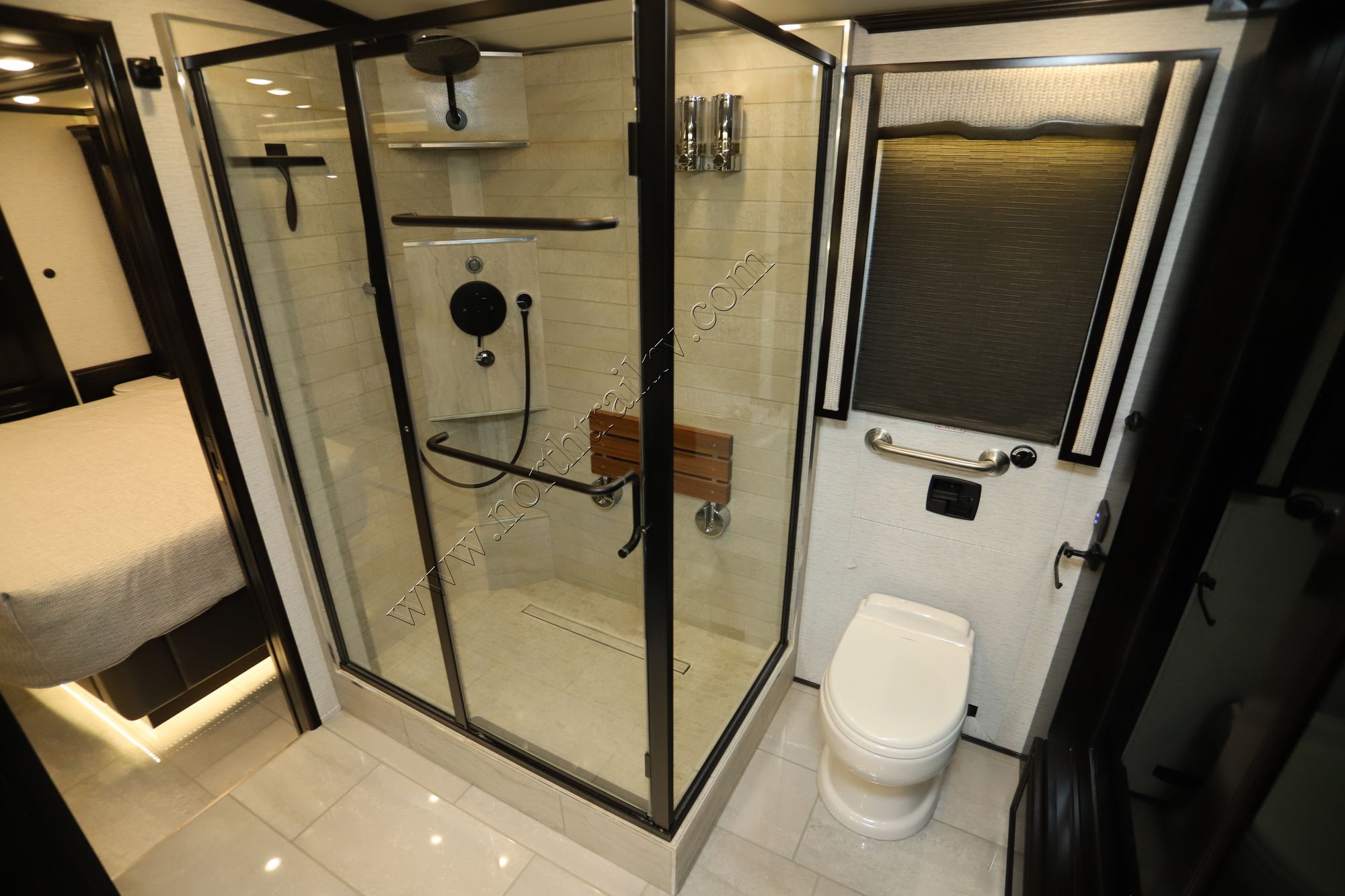 Used 2025 Newmar London Aire 4551 Class A  For Sale