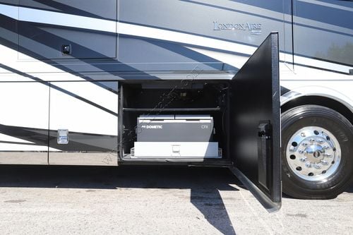 2025 Newmar London Aire 4551