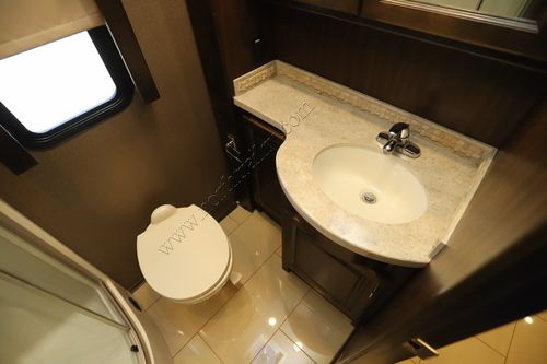 2018 Tiffin Motor Homes Allegro Red 33AA