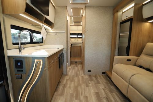 2026 Tiffin Motor Homes Wayfarer 25XLW