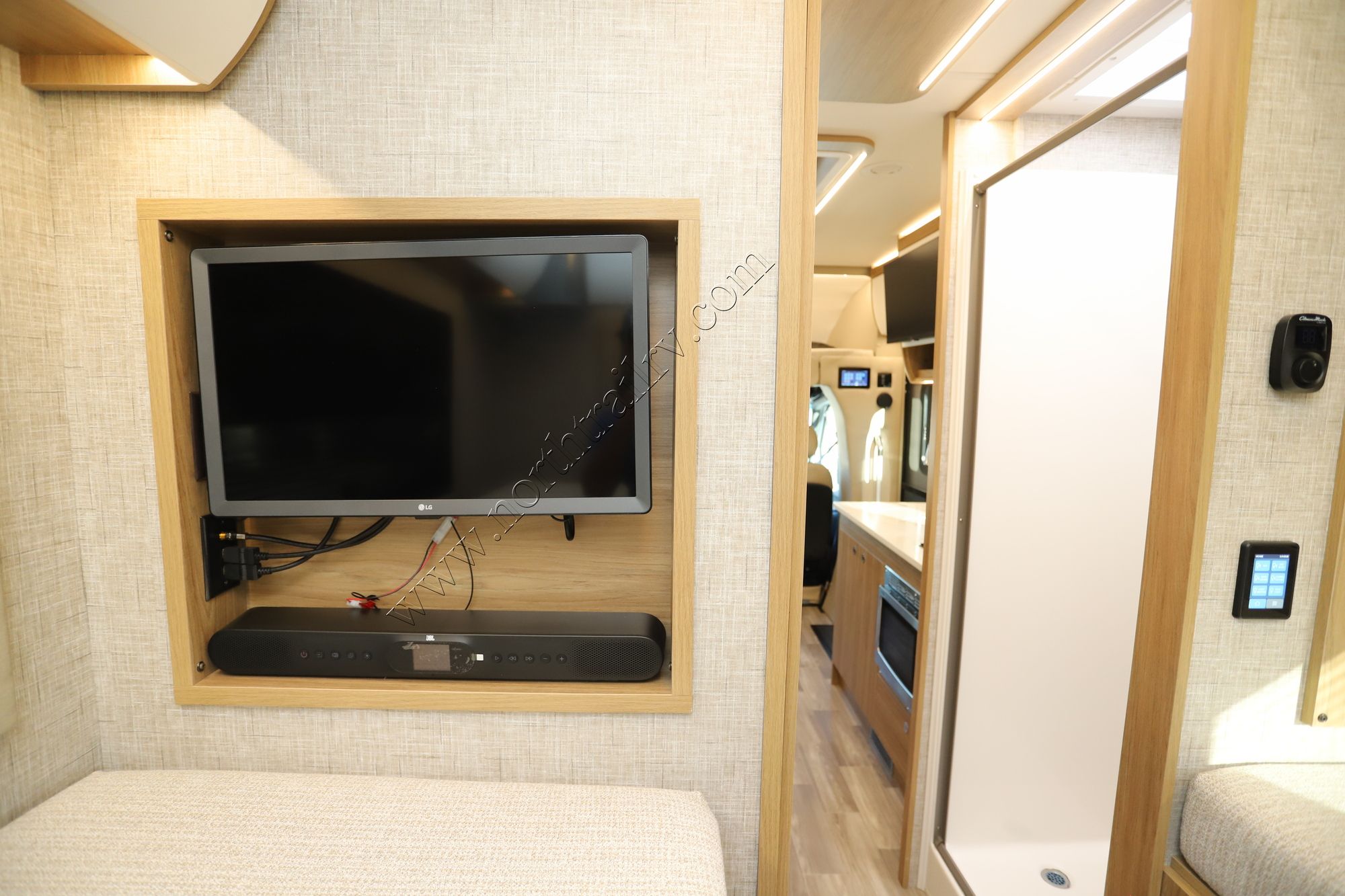 New 2026 Tiffin Motor Homes Wayfarer 25XLW Class C  For Sale