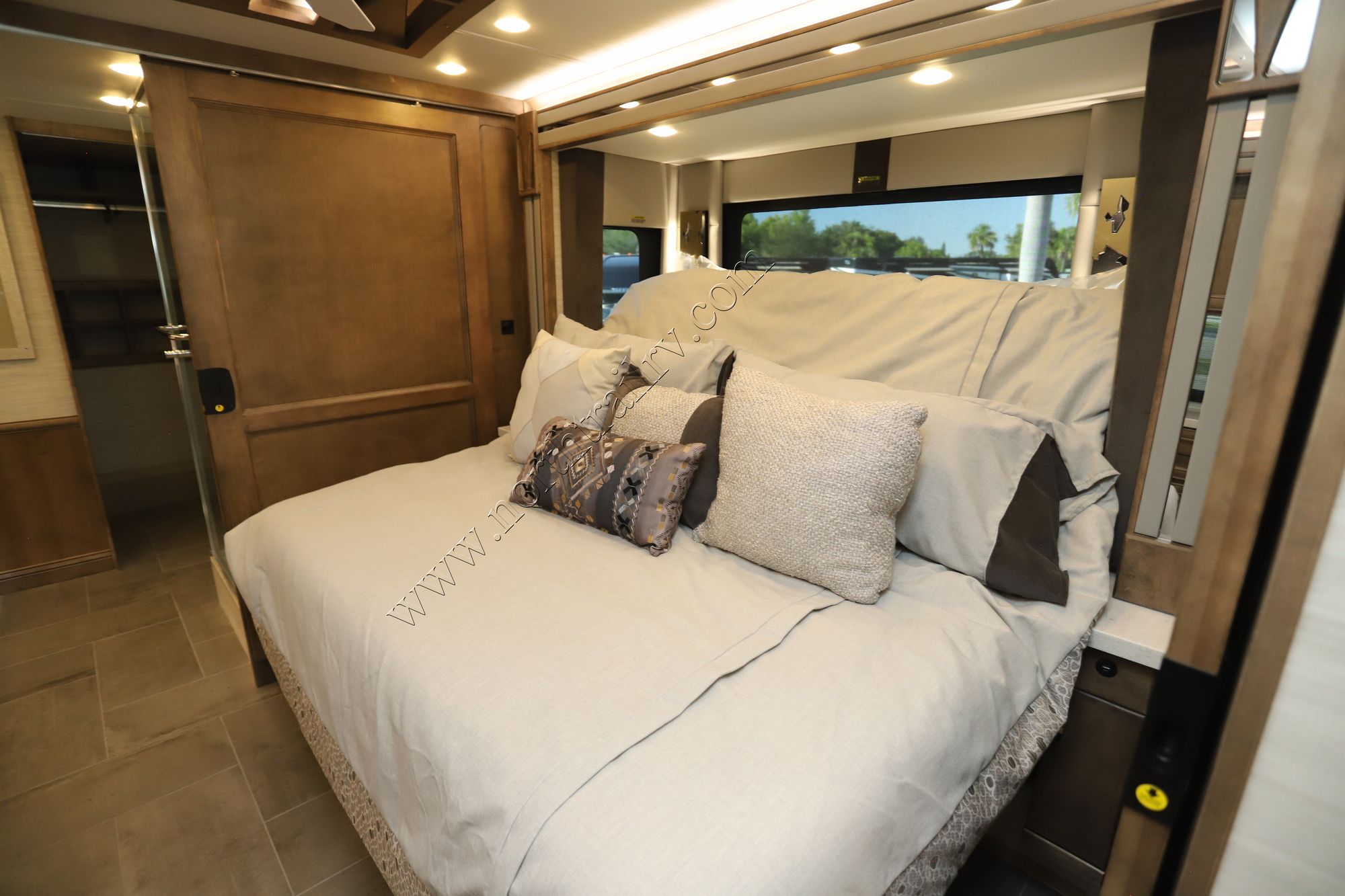 New 2026 Tiffin Motor Homes Allegro Bus 45OPP Class A  For Sale