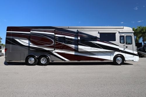 2026 Newmar Essex 4595