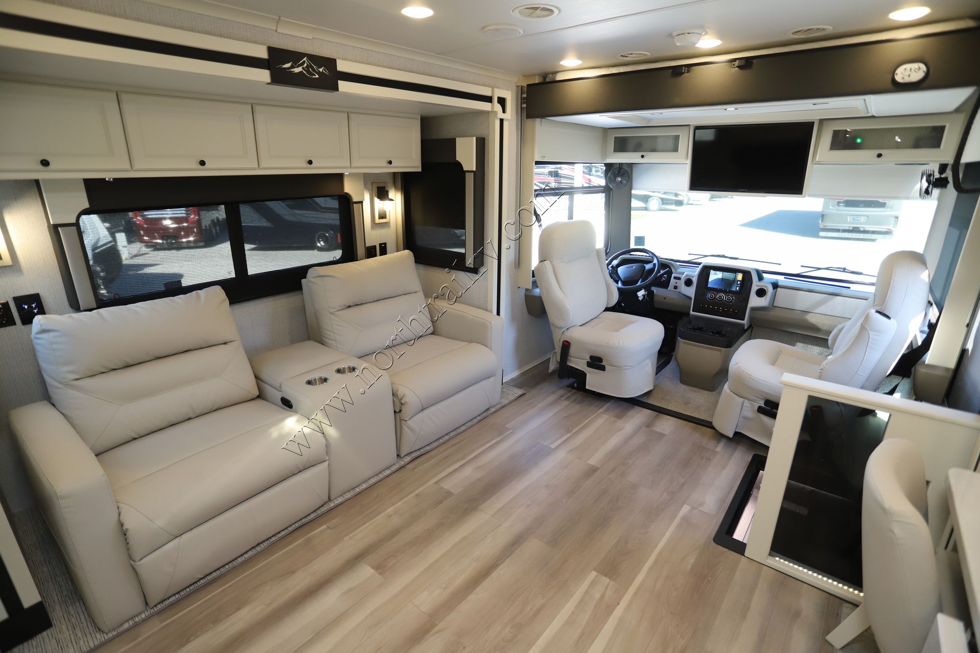 New 2026 Tiffin Motor Homes Allegro 34PA Class A  For Sale
