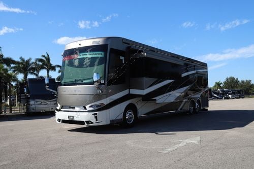 2026 Newmar Essex 4595