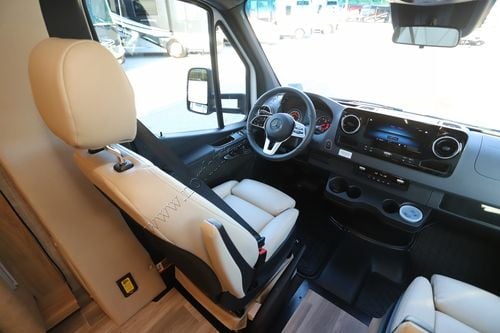 2026 Tiffin Motor Homes Wayfarer 25XLW