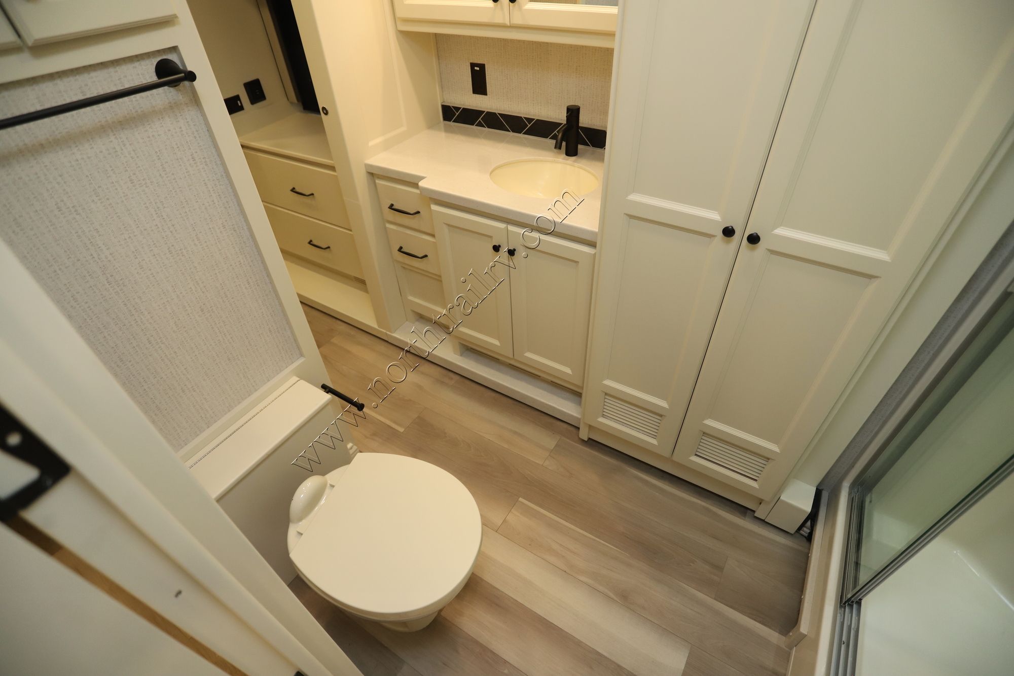 New 2026 Tiffin Motor Homes Allegro 34PA Class A  For Sale