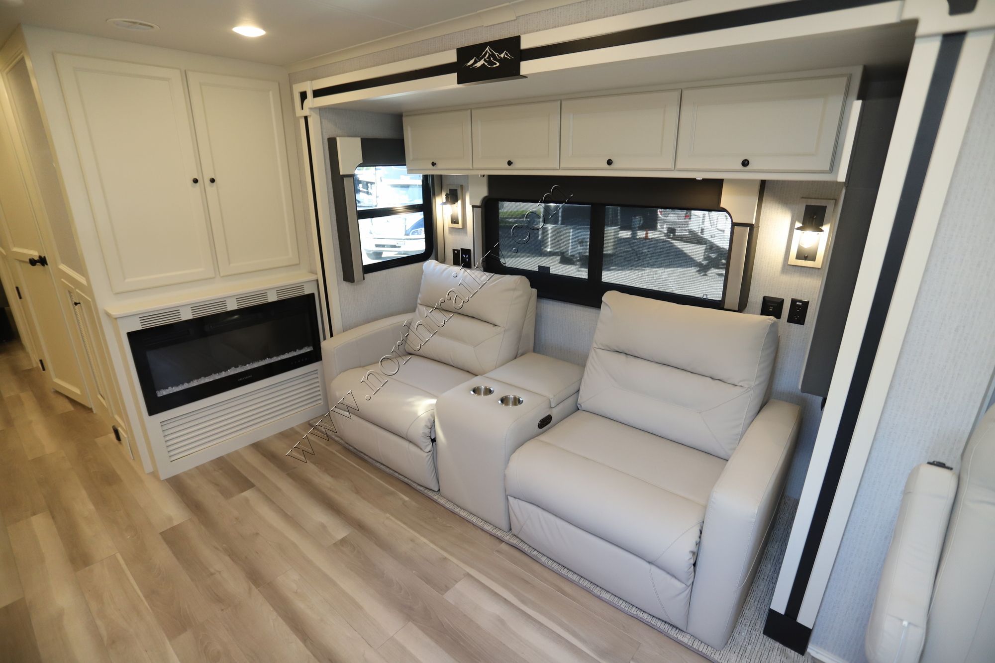 New 2026 Tiffin Motor Homes Allegro 34PA Class A  For Sale