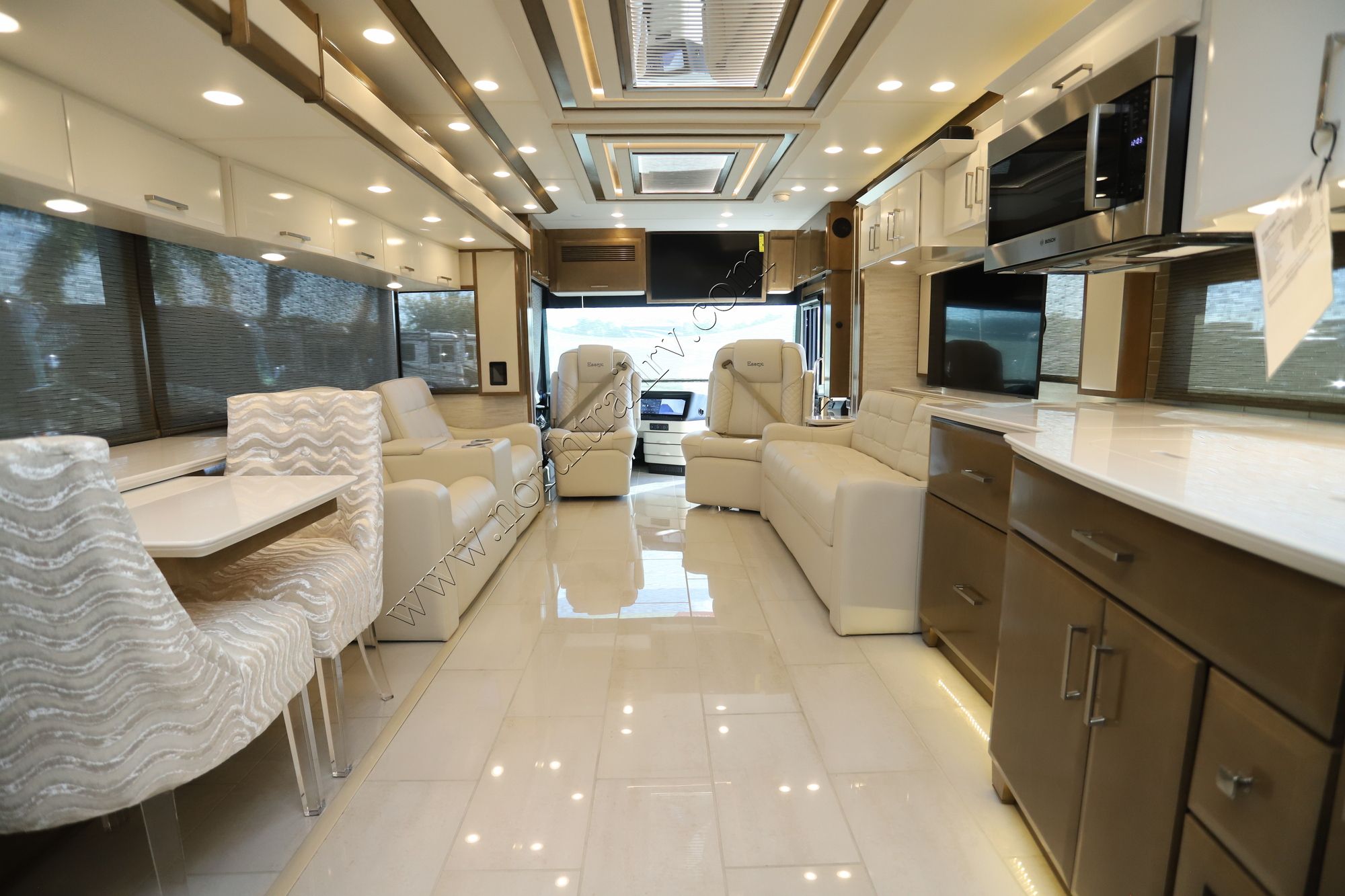 New 2026 Newmar Essex 4595 Class A  For Sale