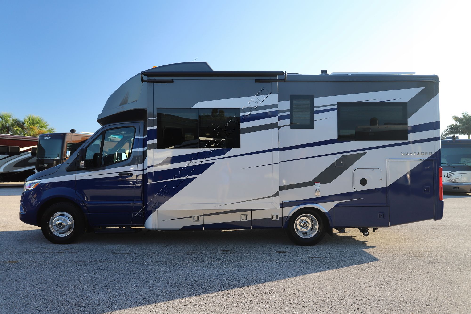 New 2026 Tiffin Motor Homes Wayfarer 25XLW Class C  For Sale