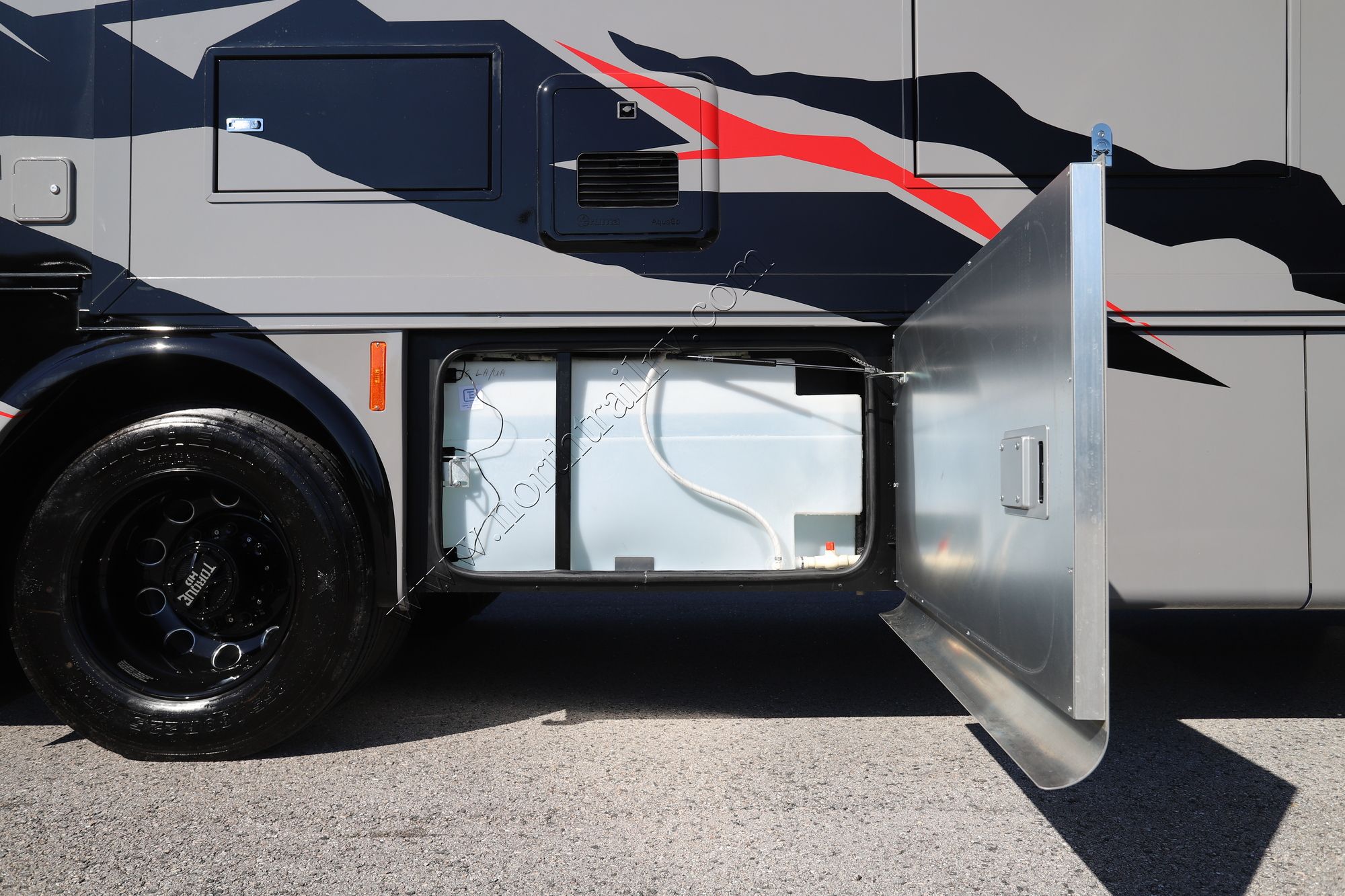 New 2026 Tiffin Motor Homes Allegro 34PA Class A  For Sale