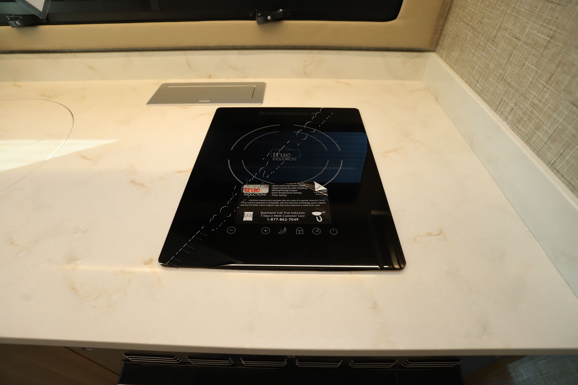 New 2026 Tiffin Motor Homes Wayfarer 25XLW Class C  For Sale