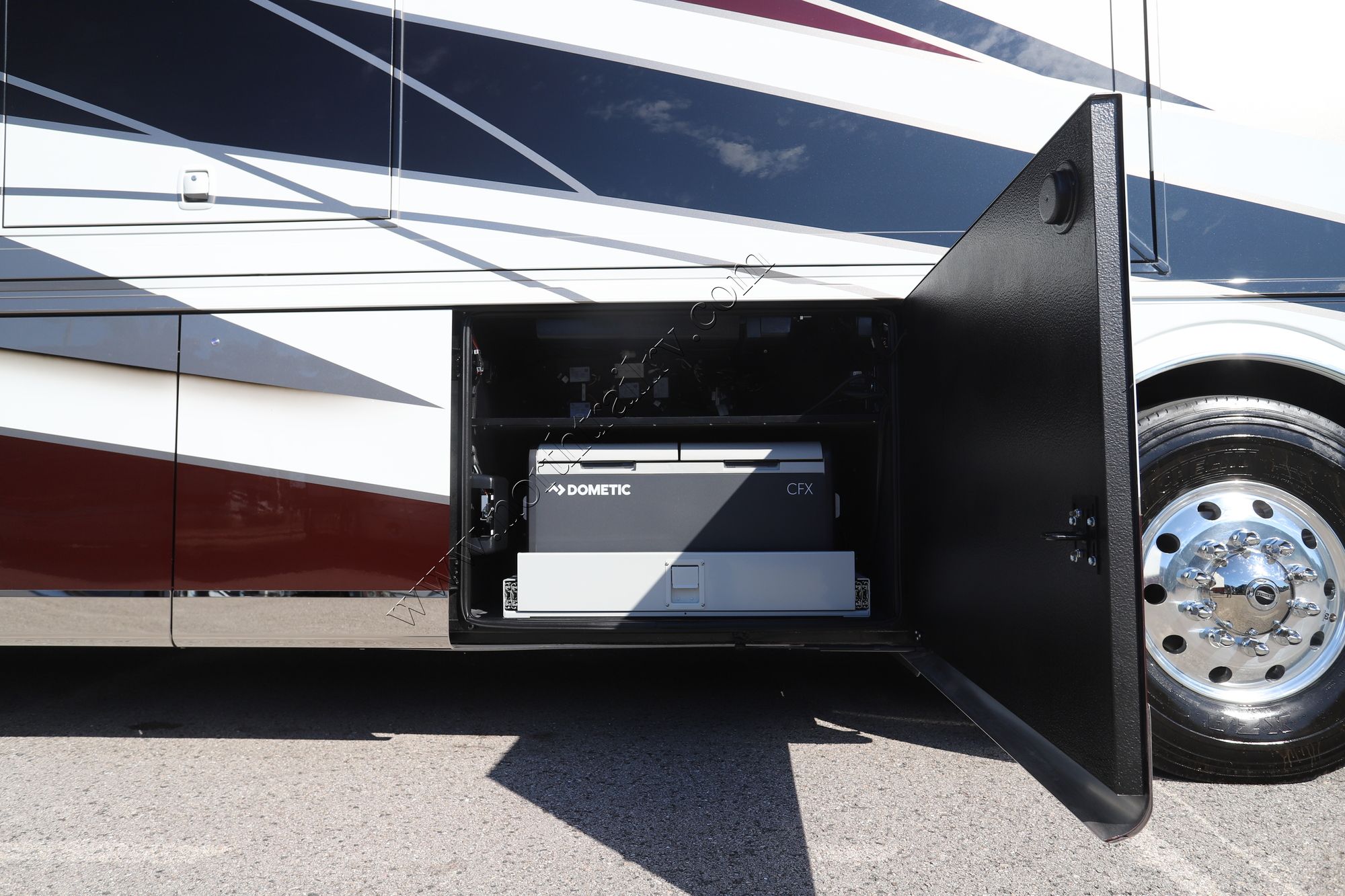 New 2026 Newmar Essex 4595 Class A  For Sale