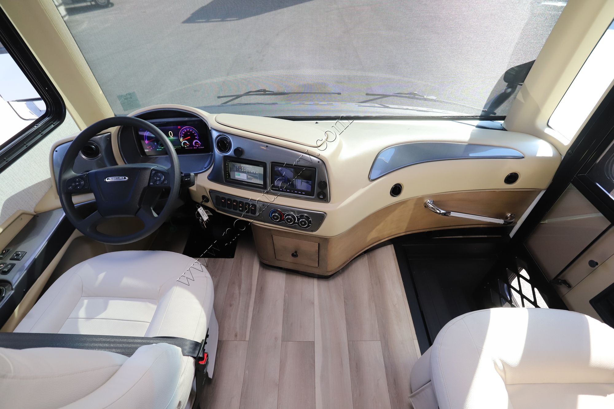 New 2026 Tiffin Motor Homes Byway 38CL Class A  For Sale