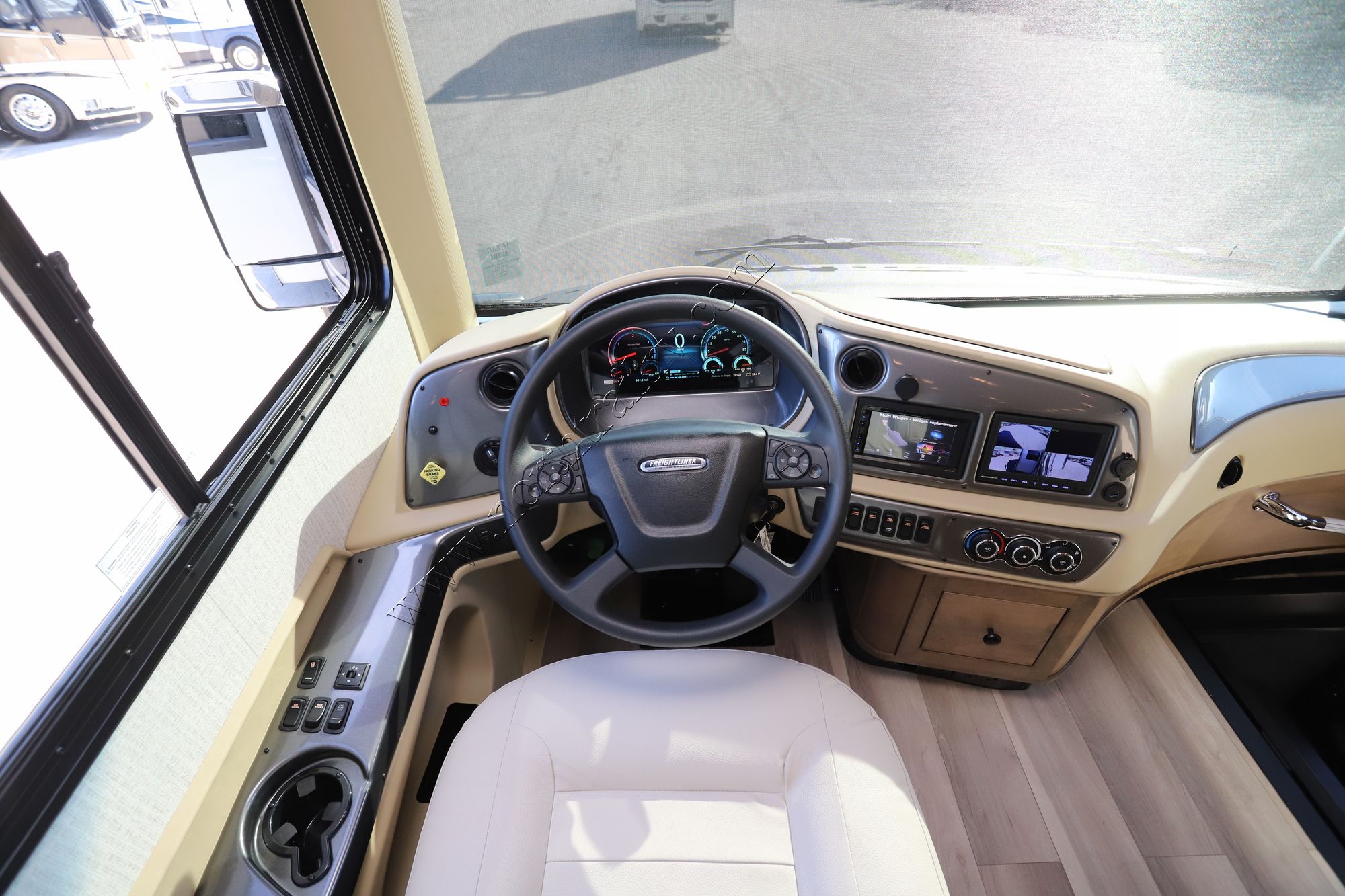 New 2026 Tiffin Motor Homes Byway 38CL Class A  For Sale