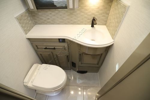 2026 Newmar London Aire 4551