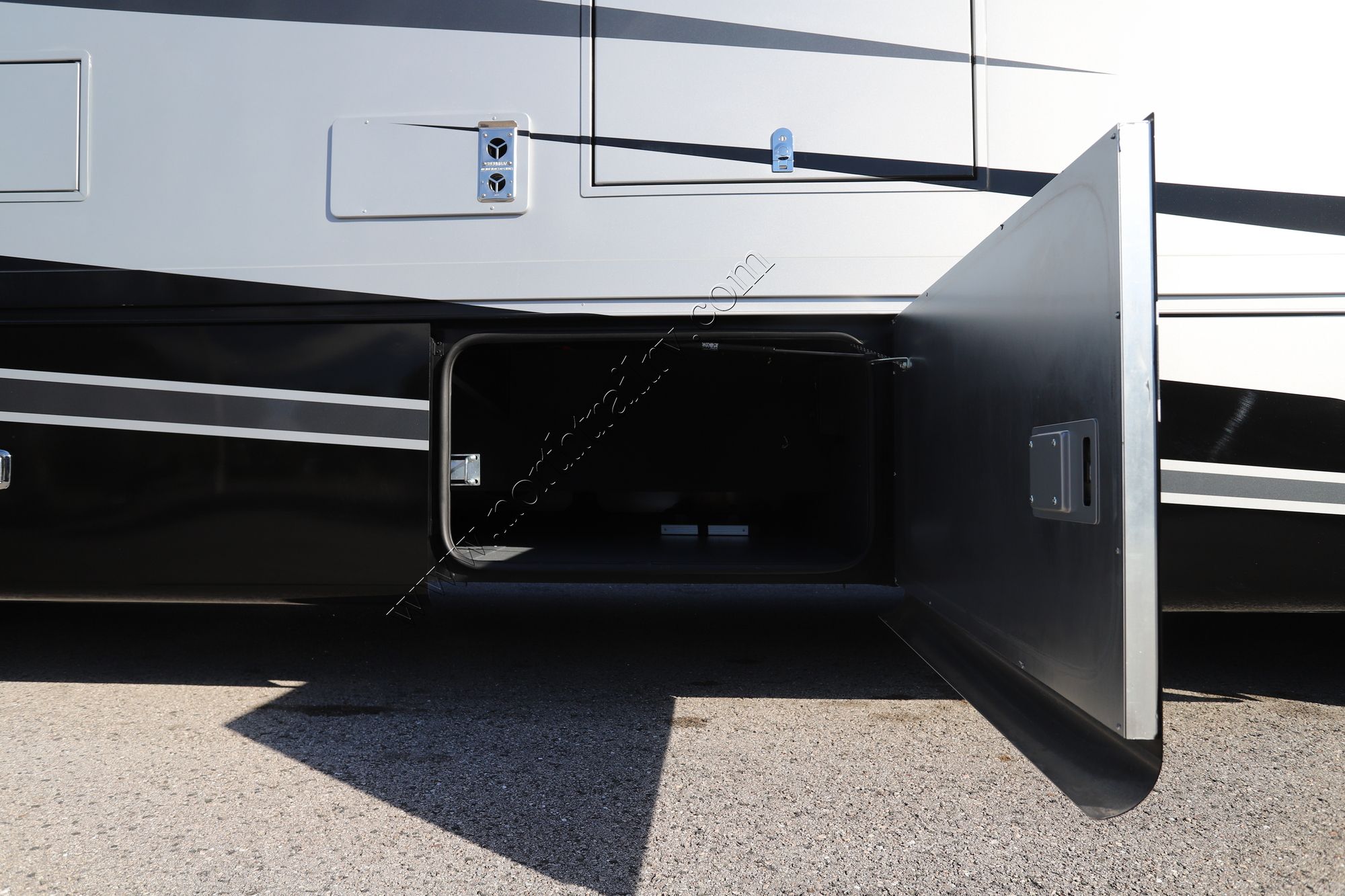 New 2026 Tiffin Motor Homes Byway 38CL Class A  For Sale