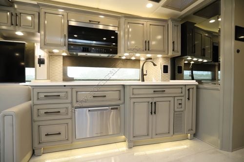 2026 Newmar London Aire 4551