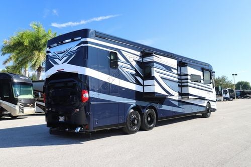 2026 Newmar London Aire 4551