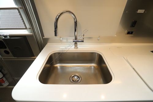 2024 Airstream Globetrotter 30RB