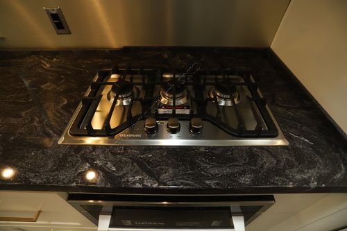 2026 Airstream Classic 30RB QUEEN Travel Trailer