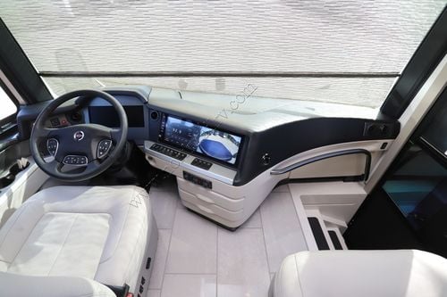 2026 Newmar London Aire 4551