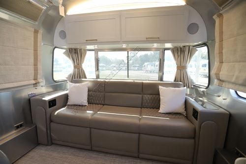 2026 Airstream Classic 30RB QUEEN Travel Trailer