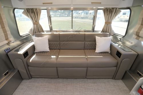 2026 Airstream Classic 30RB QUEEN Travel Trailer