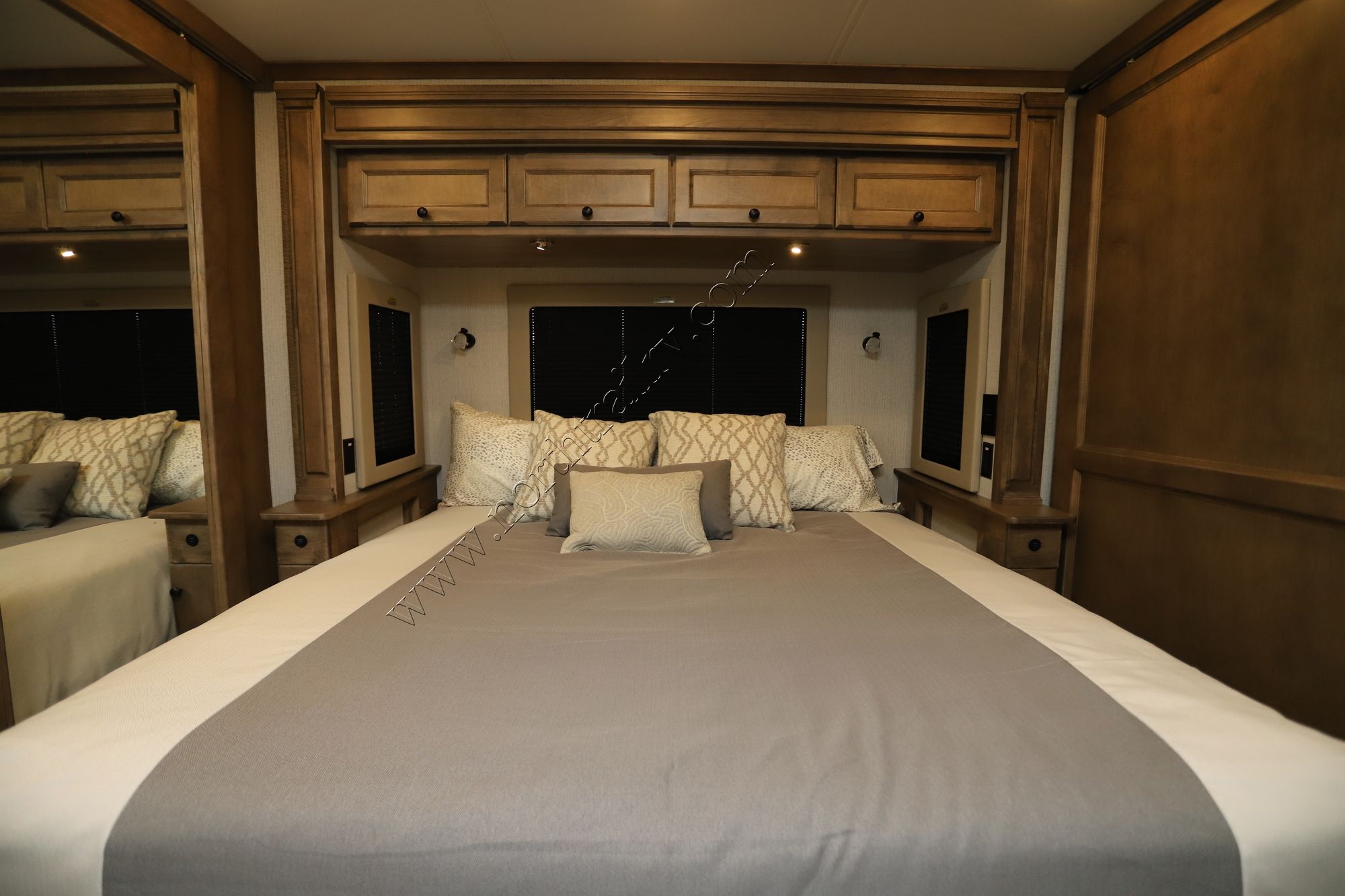 New 2026 Tiffin Motor Homes Byway 38CL Class A  For Sale