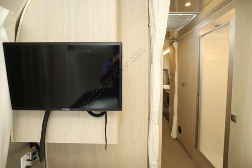 2024 Airstream Globetrotter 30RB