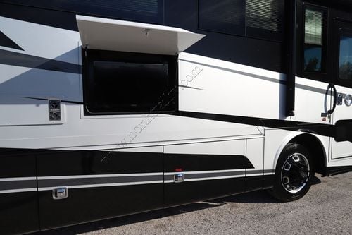 2026 Tiffin Motor Homes Byway 38CL