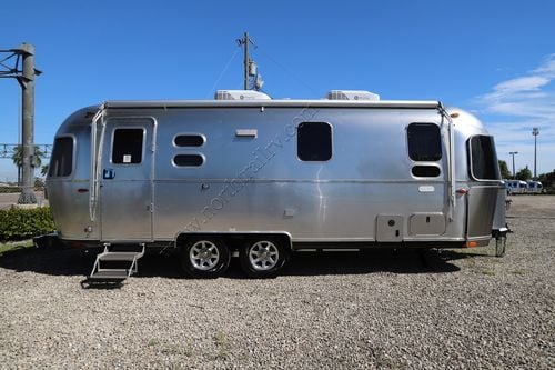 2026 Airstream Flying Cloud 25FB