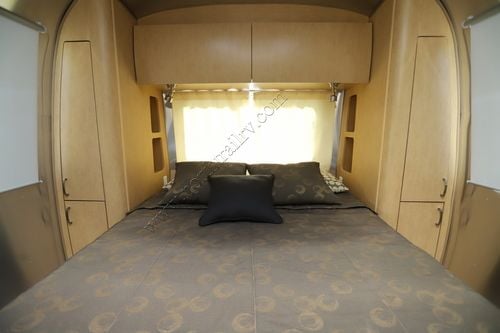 2015 Airstream Flying Cloud 28RB