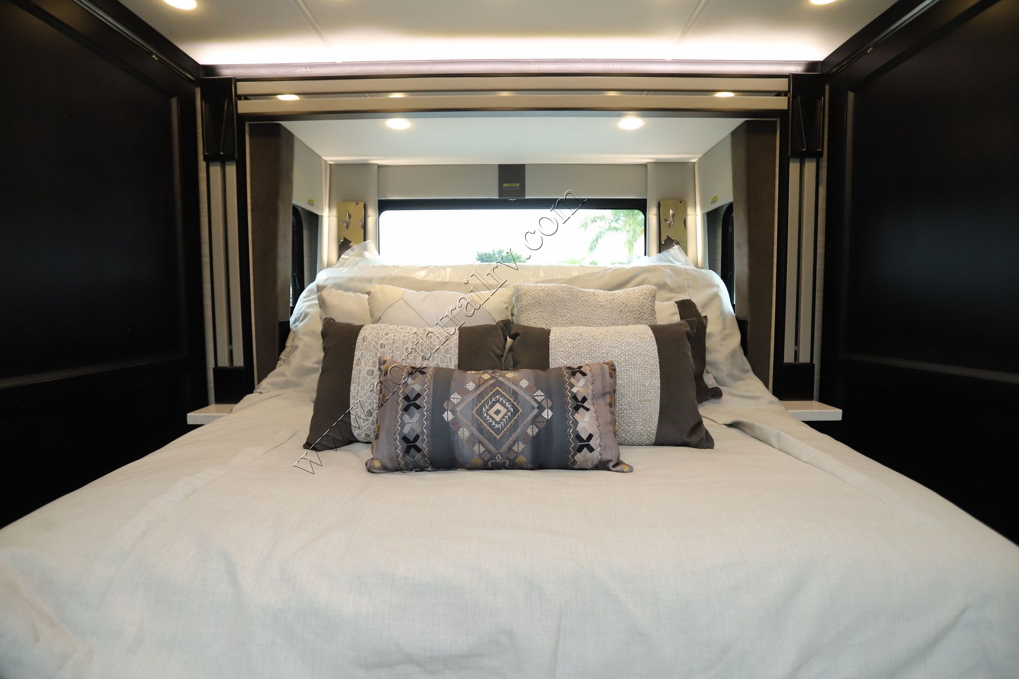 New 2026 Tiffin Motor Homes Allegro Bus 40IP Class A  For Sale