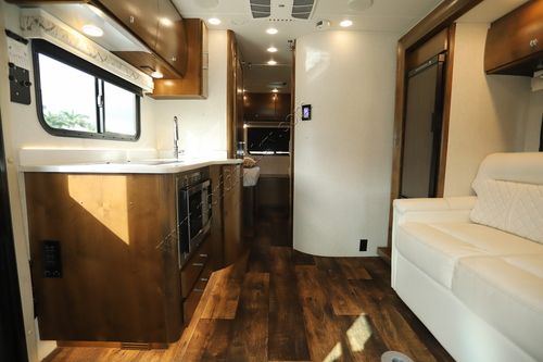 2019 Tiffin Motor Homes Wayfarer 24TW