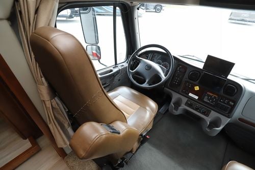 2021 Renegade Valencia 35MB