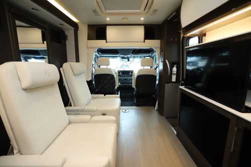 2020 Leisure Van Unity U24MB