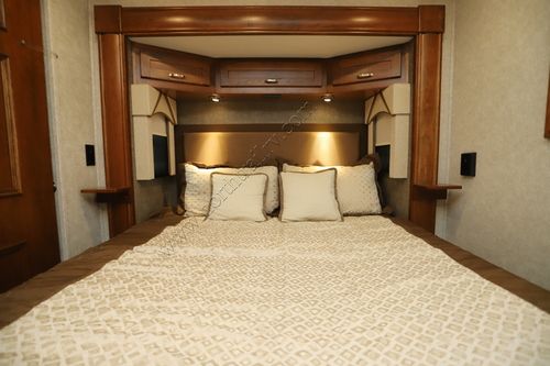 2021 Renegade Valencia 35MB