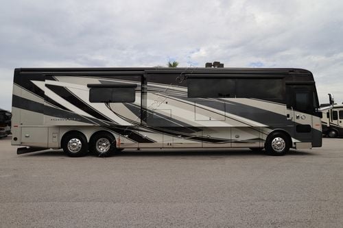 2026 Tiffin Motor Homes Allegro Bus 45OPP