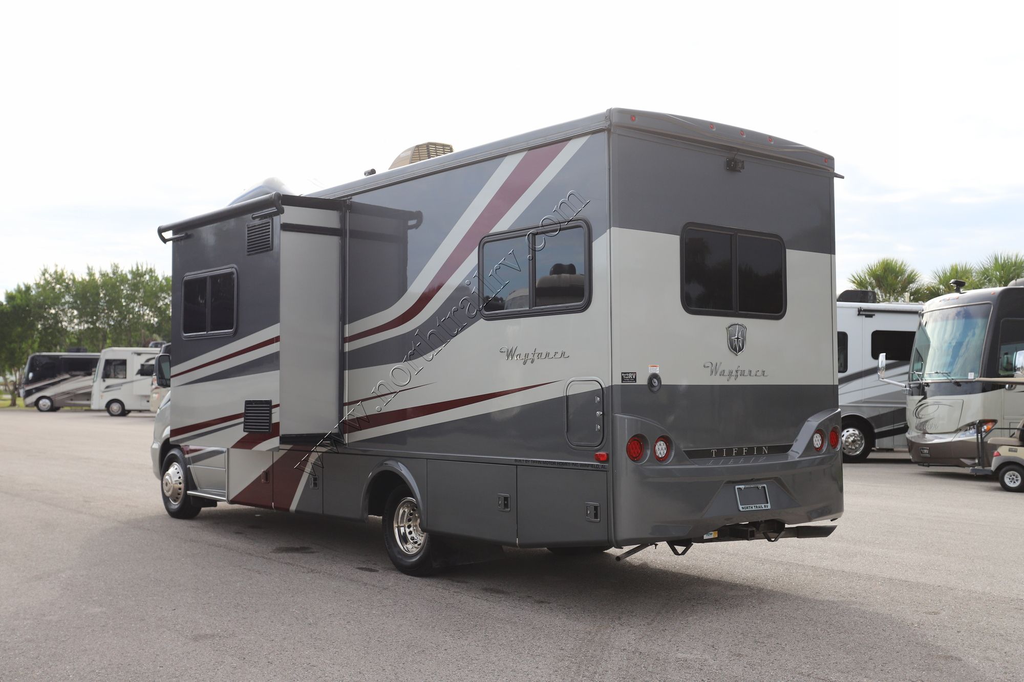 Used 2019 Tiffin Motor Homes Wayfarer 24TW Class C  For Sale