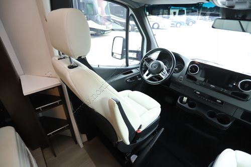 2020 Leisure Van Unity U24MB