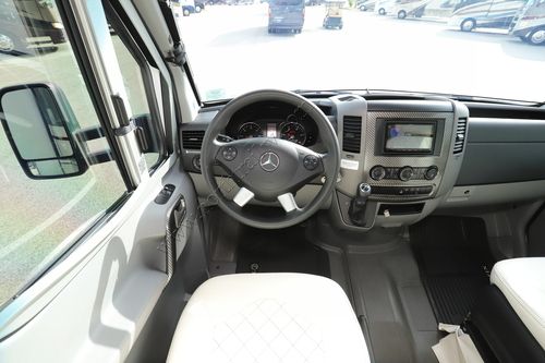 2019 Tiffin Motor Homes Wayfarer 24TW