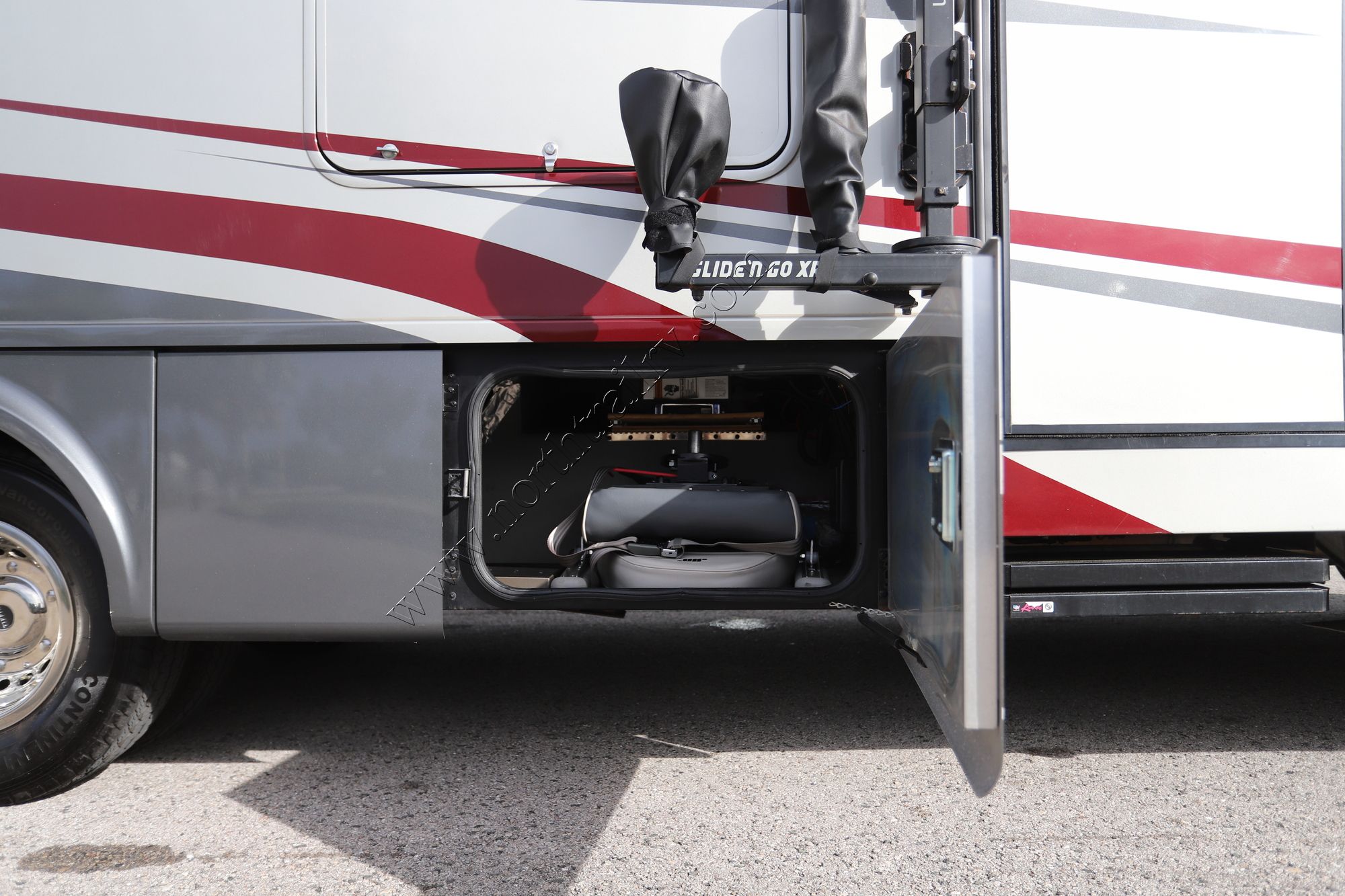 Used 2019 Tiffin Motor Homes Wayfarer 24TW Class C  For Sale