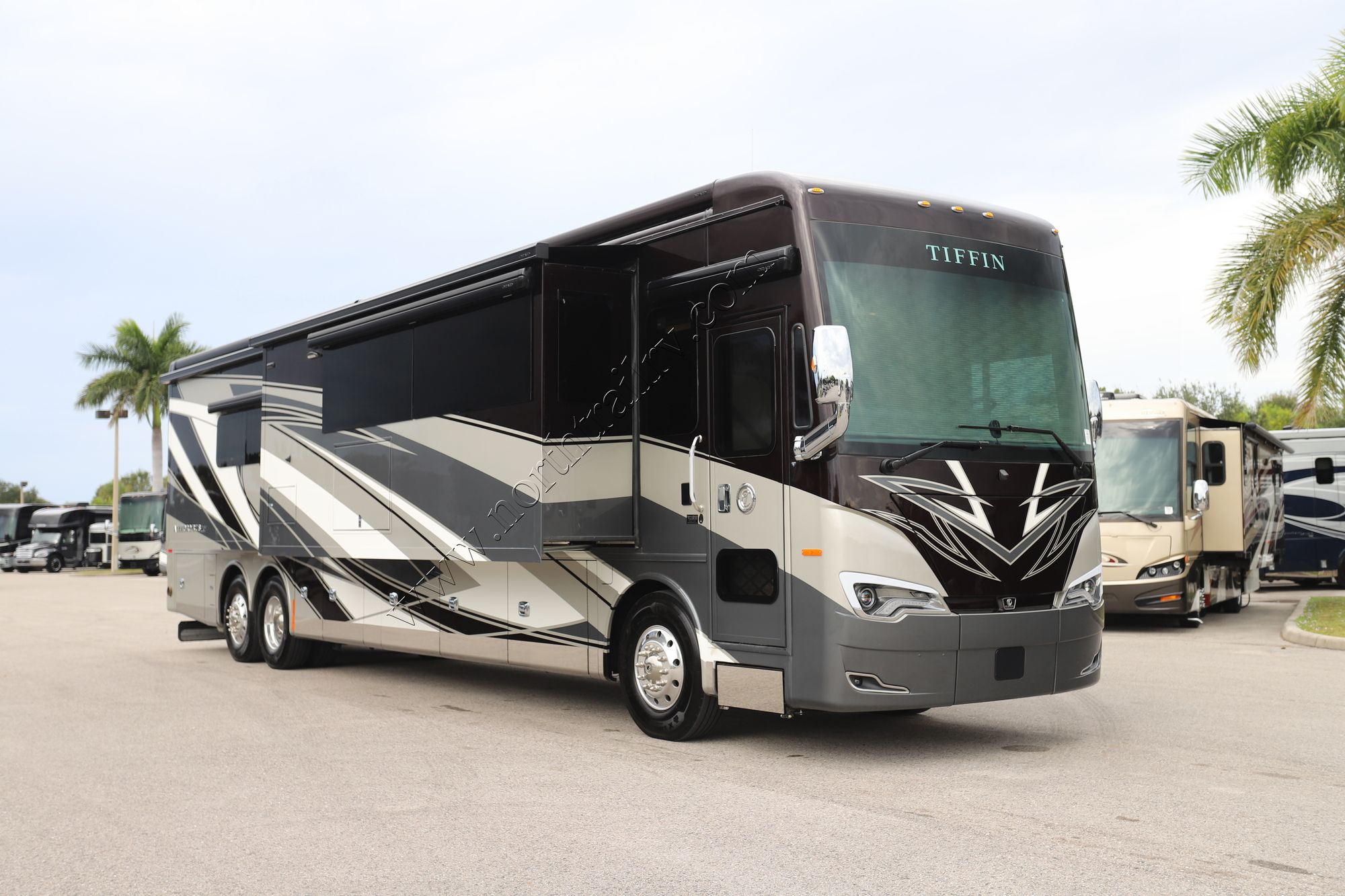 New 2026 Tiffin Motor Homes Allegro Bus 45OPP Class A  For Sale
