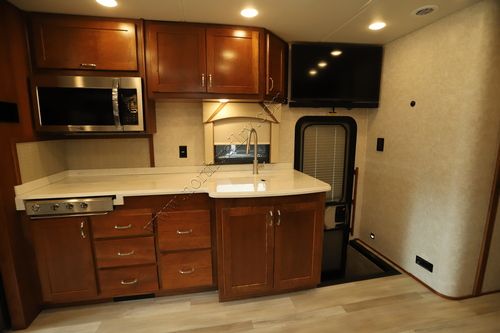 2021 Renegade Valencia 35MB